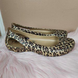 Croc cheetah flats